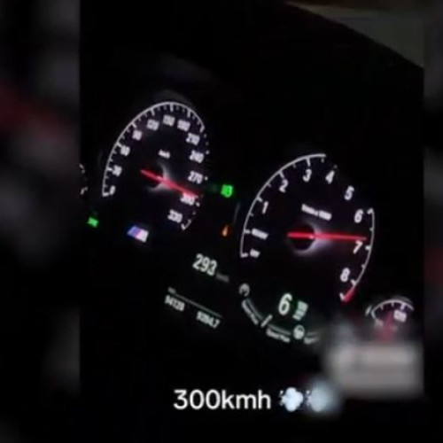 Un tânăr șofer din Spania conduce cu 300 km/h pe autostradă