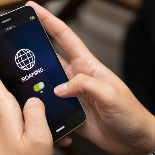 Telefonie mai ieftină pentru ucraineni, în Uniunea Europeană. CE a aprobat „regimul de roaming fără vize” pentru țara invadată de ruși