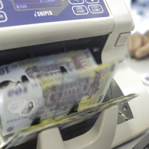 Ministerul Finanţelor a împrumutat luni 800 milioane de lei de la bănci