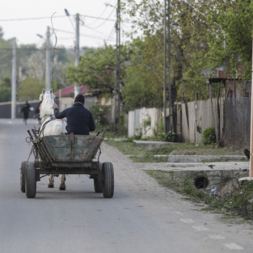 Analiză În sate aproape goale, primarii au consilieri personali. Edil: „Cu că se ocupe? Cu de toate”
