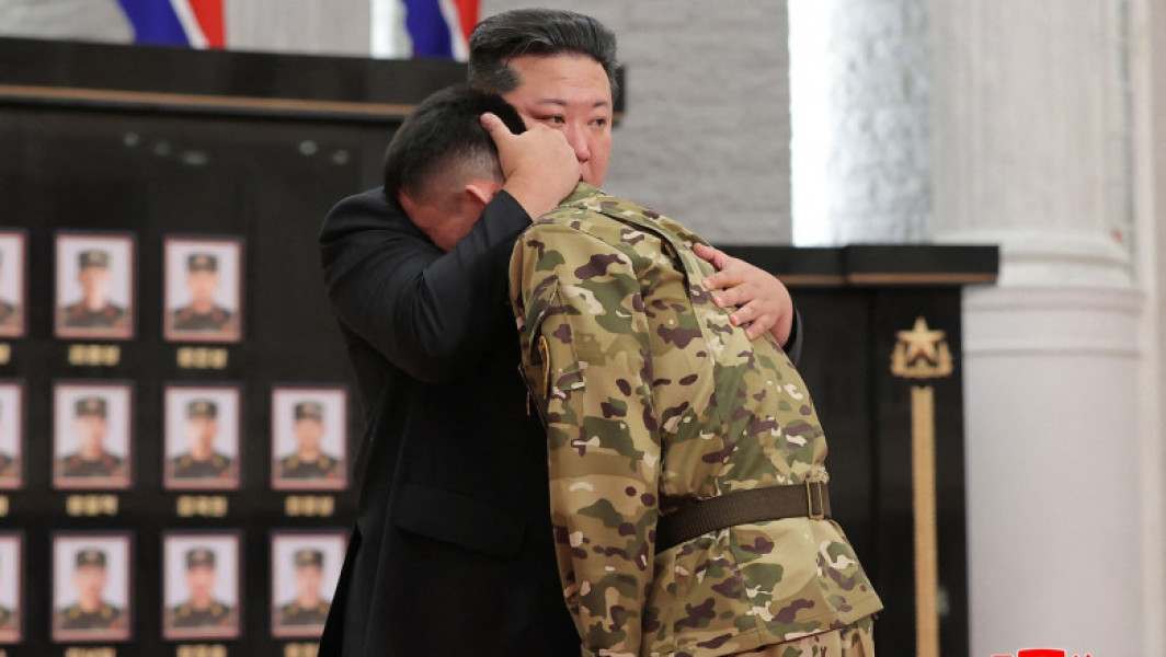 Coreea de Nord glorifică tactici sinucigaşe în televiziune înainte de vizita lui Kim la Beijing