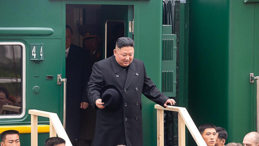Kim Jong Un părăsește Phenianul cu trenul în drum spre Beijing