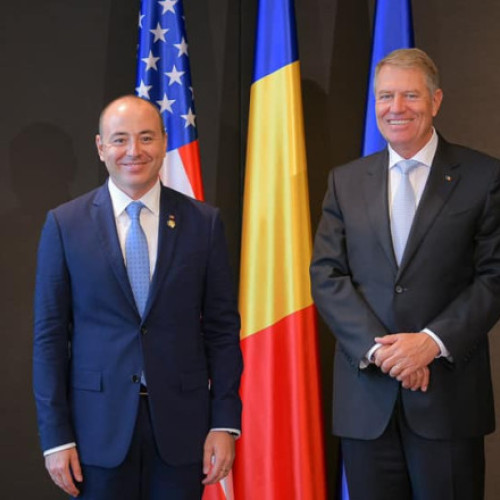 Ambasadorul României în SUA Andrei Muraru susține că mai schimbă mesaje cu fostul șef al statului