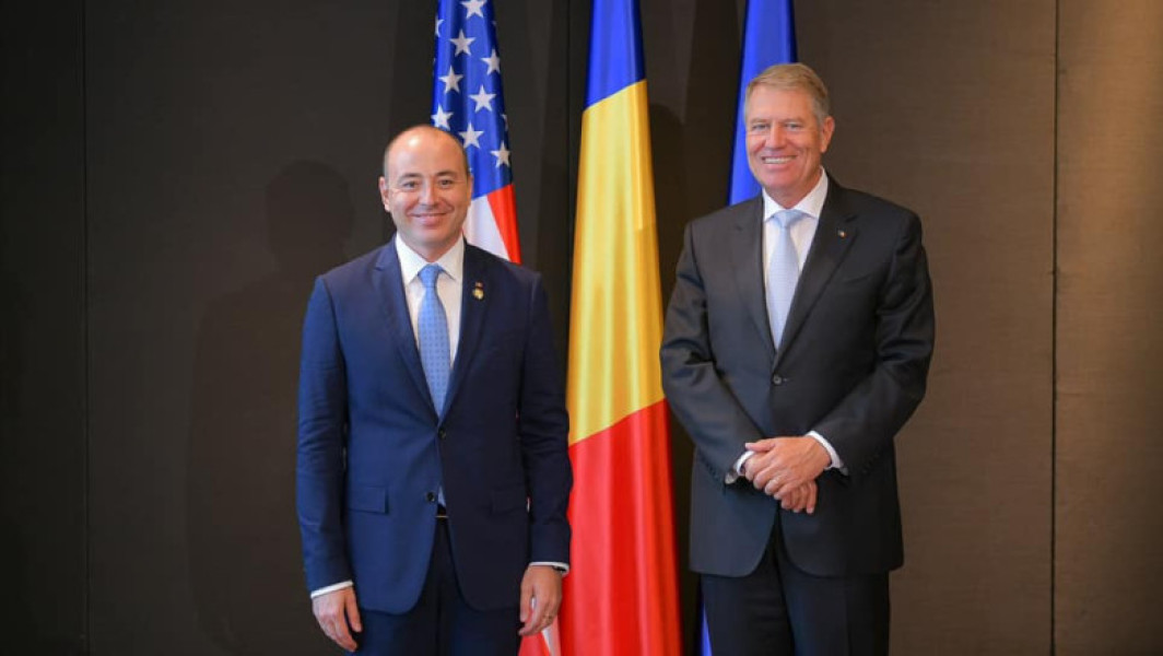 Ambasadorul României în SUA Andrei Muraru susține că mai schimbă mesaje cu fostul șef al statului