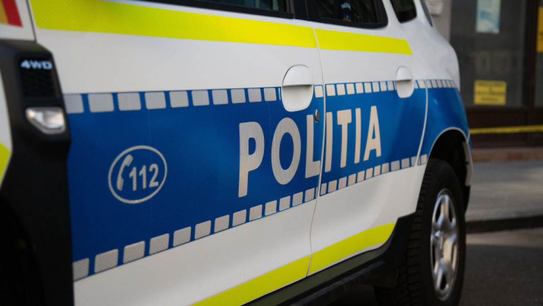 Un bărbat din Gorj reclamă fiica pentru furt de 300.000 de lei