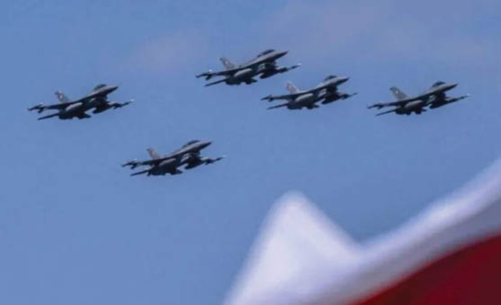 Polonia mobilizează forțe aeriene alături de NATO în răspuns la dronele rusești