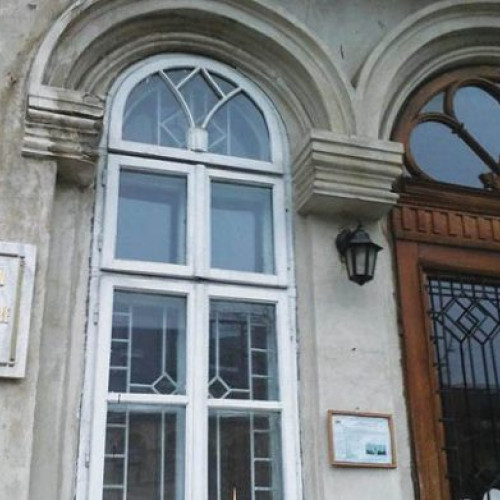 N. D. lipsește cu informații în textul transmis