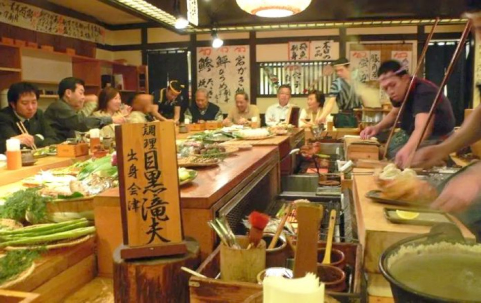 Număr în creștere de turiști străini care dau bacșiș în Japonia stârnește controverse