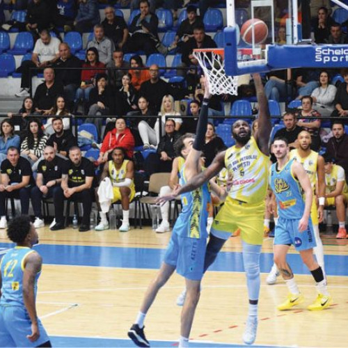 CSM BBA Petrolul Ploieşti triumfă după prelungiri în derby-ul cu CSU Sibiu