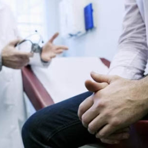 Bărbații trebuie să fie atenți la semnele precoce ale cancerului pentru o depistare rapidă