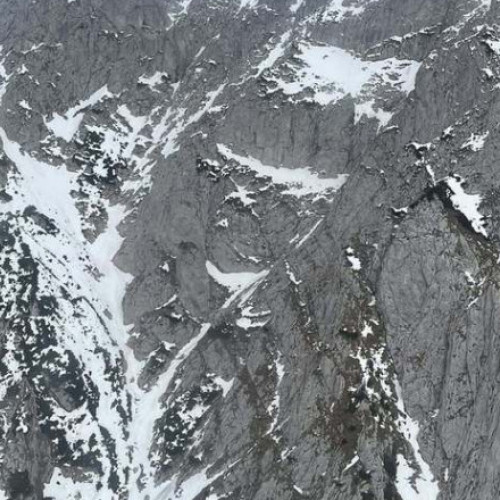 Bărbat de 47 de ani a murit după o cădere de peste 250 metri în Piatra Craiului