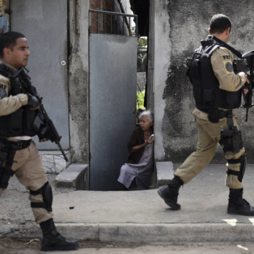 Operațiune antidrog în Rio de Janeiro se soldă cu morți și zeci de arestări