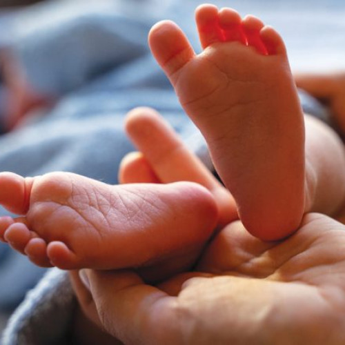 Experții cer recunoașterea psihozei postpartum ca boală psihiatrică distinctă