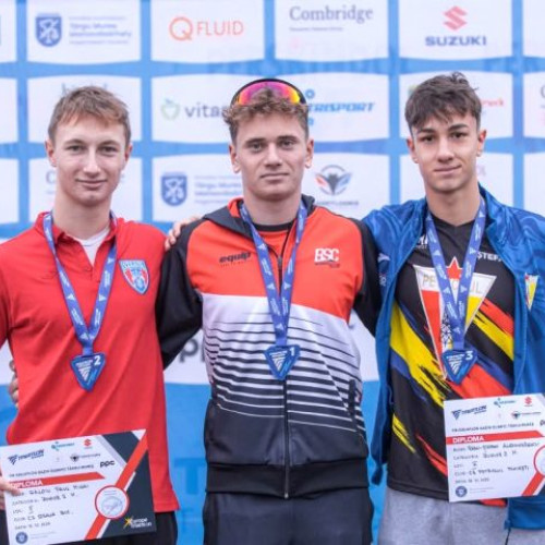 Sportivii de la CS Petrolul Ploiești, performanțe remarcabile la aquatlonul național din Târgu Mureș