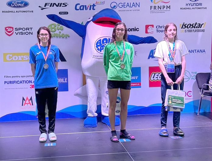 Alexandra Dosaru a obţinut două medalii la Cupa „Andrei Nicolescu” la nataţie