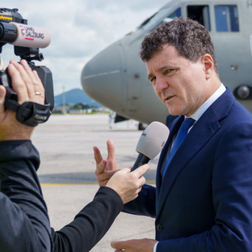 Nicușor Dan: Retragerea trupelor americane nu va afecta securitatea României