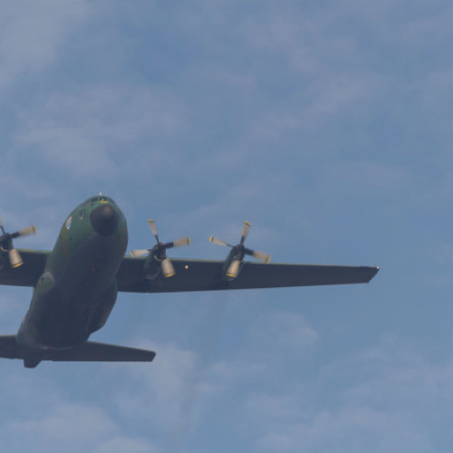 O aeronavă a Forțelor Aeriene Române a evacuat medical cetățeni palestinieni din Israel