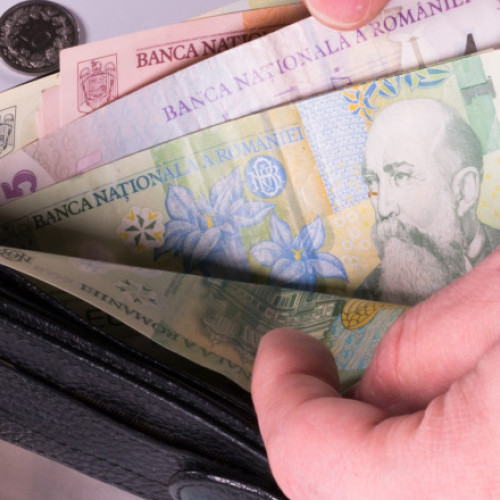 Decizia privind salariul minim pe 2026, amânată până la sfârșitul lui noiembrie